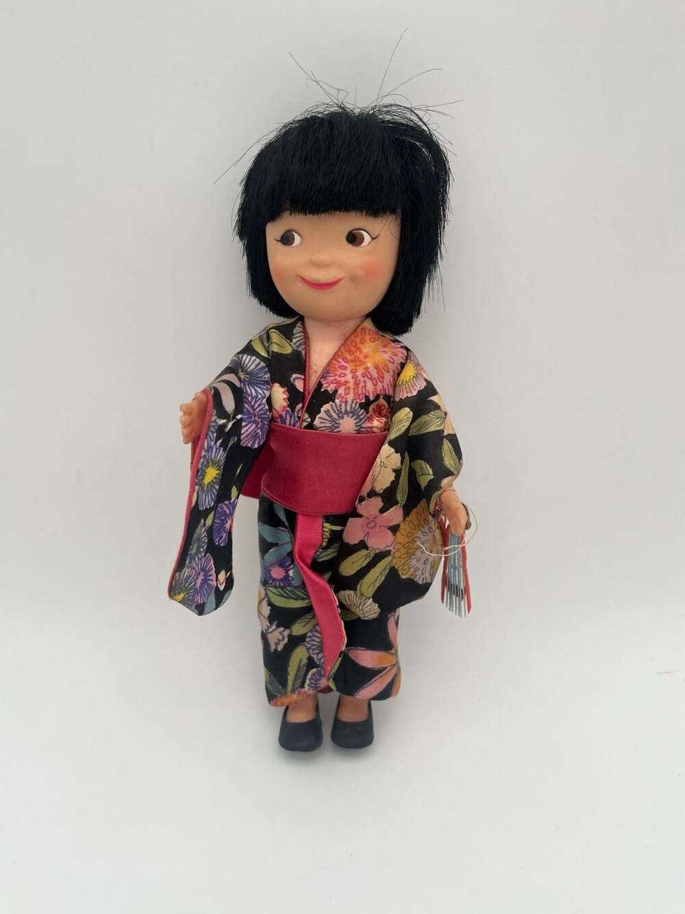 Vintage 1960s Walt Disney It's A Small World Press-Lips Doll Japan Kimono